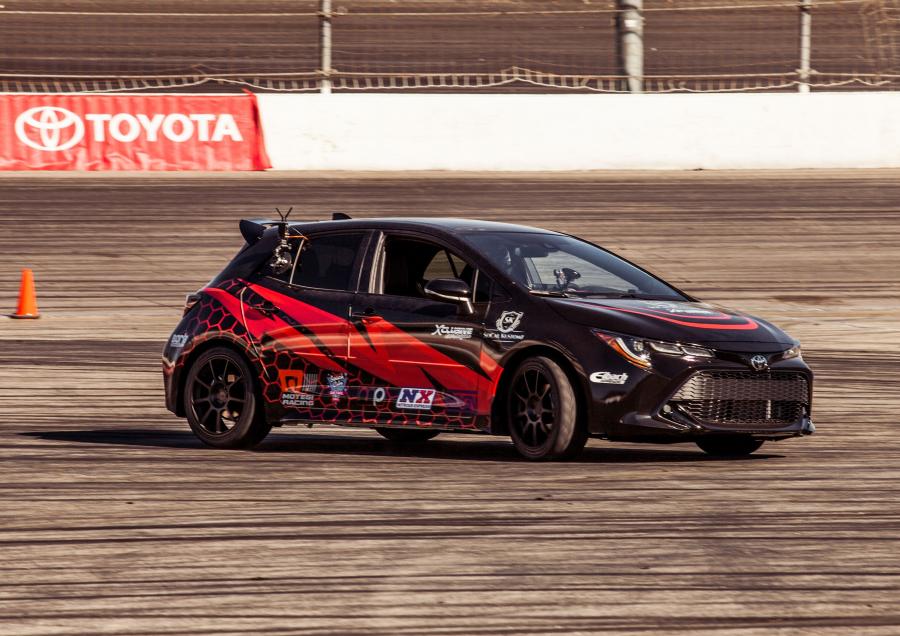  Toyota SoCal Kustomz Corolla 2018 года  (фото 4 из 6)